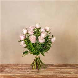 12 Rosas Rosas Tallo Medio