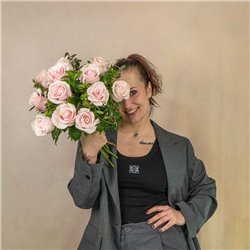 12 Rosas Rosas Tallo Medio