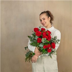 12 Rosas Rojas Tallo Largo