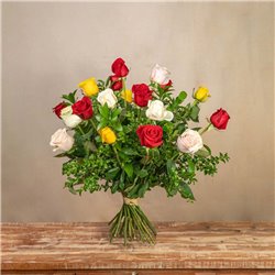 18 Rosas Mix Tallo Largo