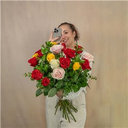 18 Rosas Mix Tallo Largo