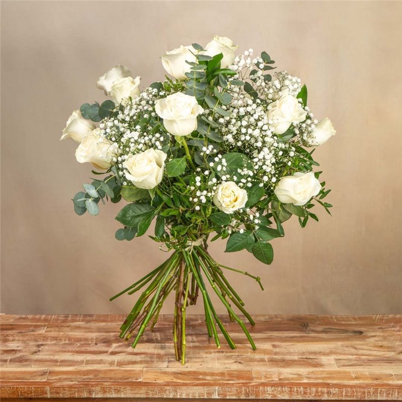 12 Rosas Blancas Tallo Largo