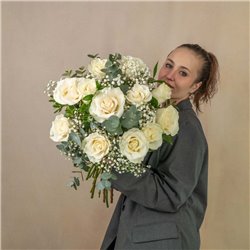12 Rosas Blancas Tallo Largo