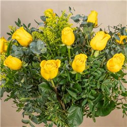 12 Rosas Amarillas Tallo Largo