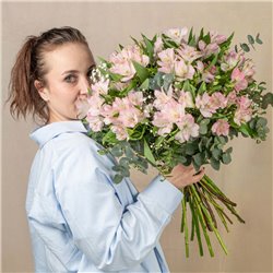 Ramo de Alstroemerias Rosas