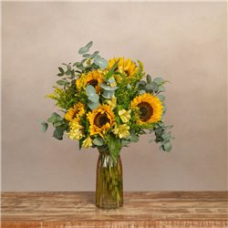 Paquete de girasoles y alstroemerias